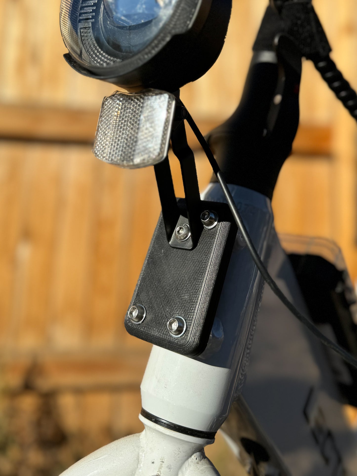 Beacon Bracket w/ AirTag Hideaway (For Lectric Bikes)